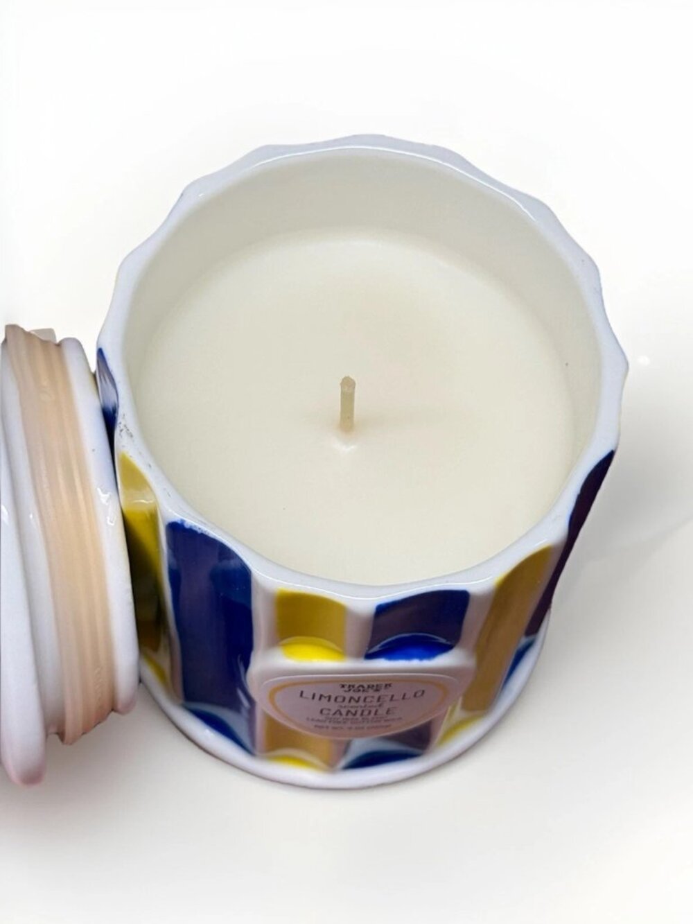 🆕Trader Joe's Limoncello Scented Candle in Ceramic Jar with Lid Limited - Picture 2 of 6